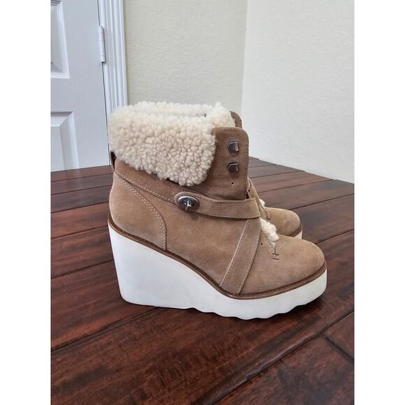 Coach Kenna tan wedge shoes womens size 9 - Picture 1 of 5